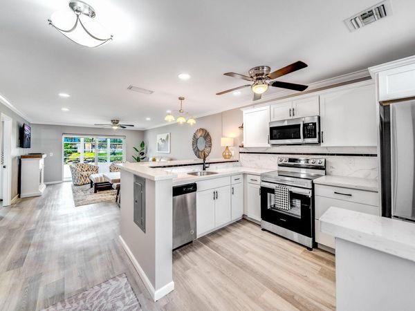 154 Lake Dora Drive, West Palm Beach, FL 33411