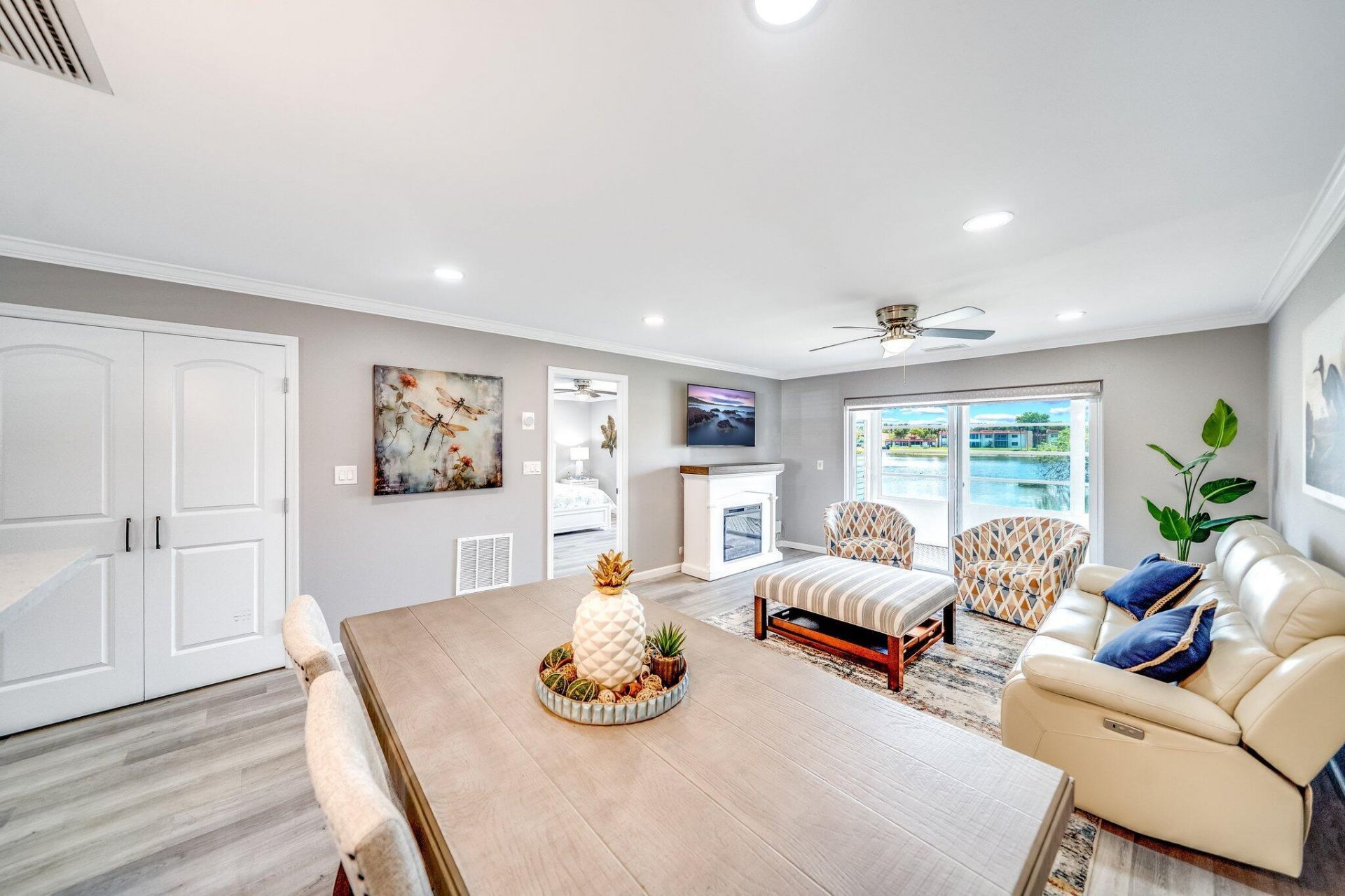 154 Lake Dora Drive, West Palm Beach, FL 33411 Photo