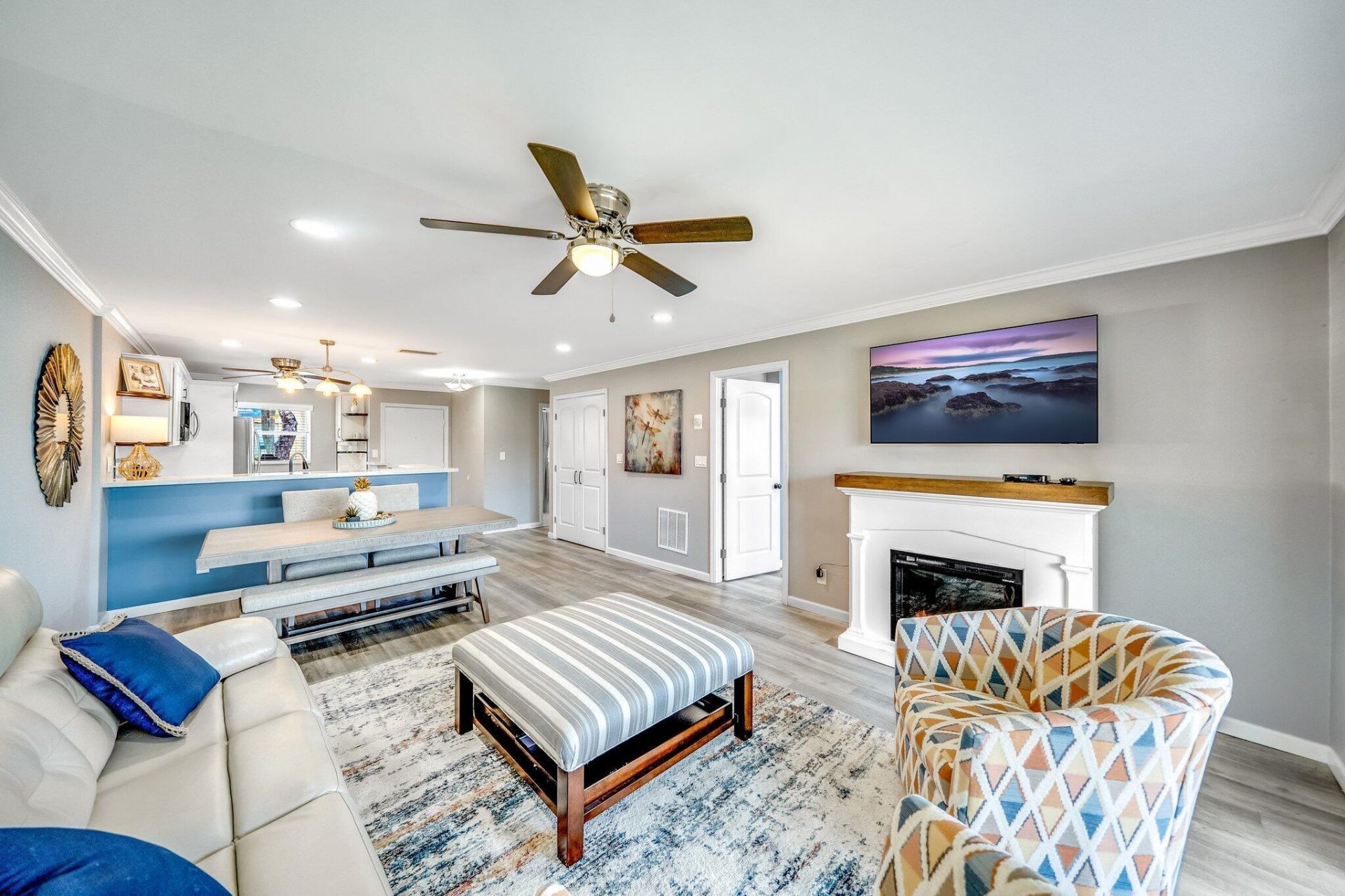 154 Lake Dora Drive, West Palm Beach, FL 33411 Photo