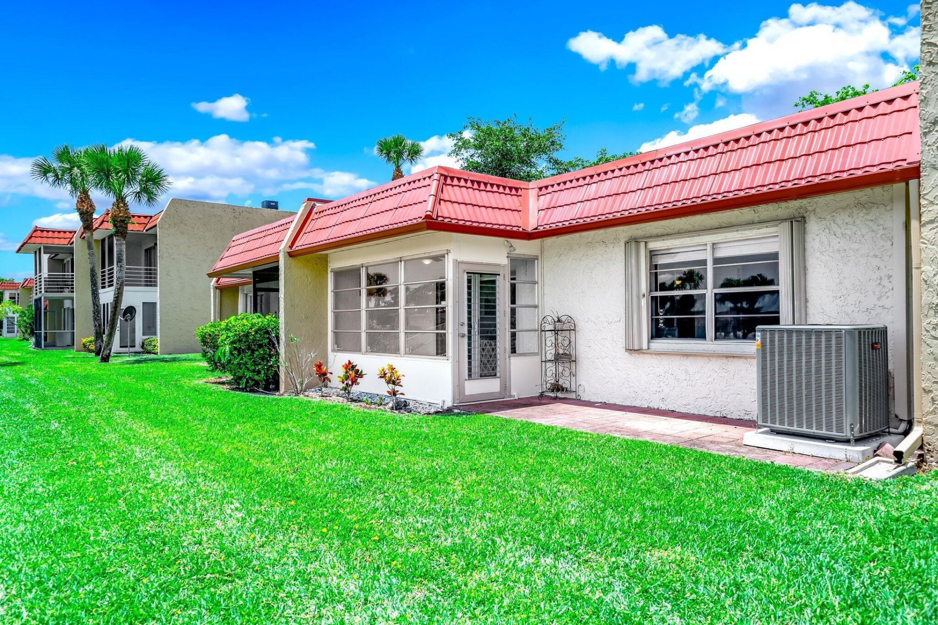 154 Lake Dora Drive, West Palm Beach, FL 33411 Photo
