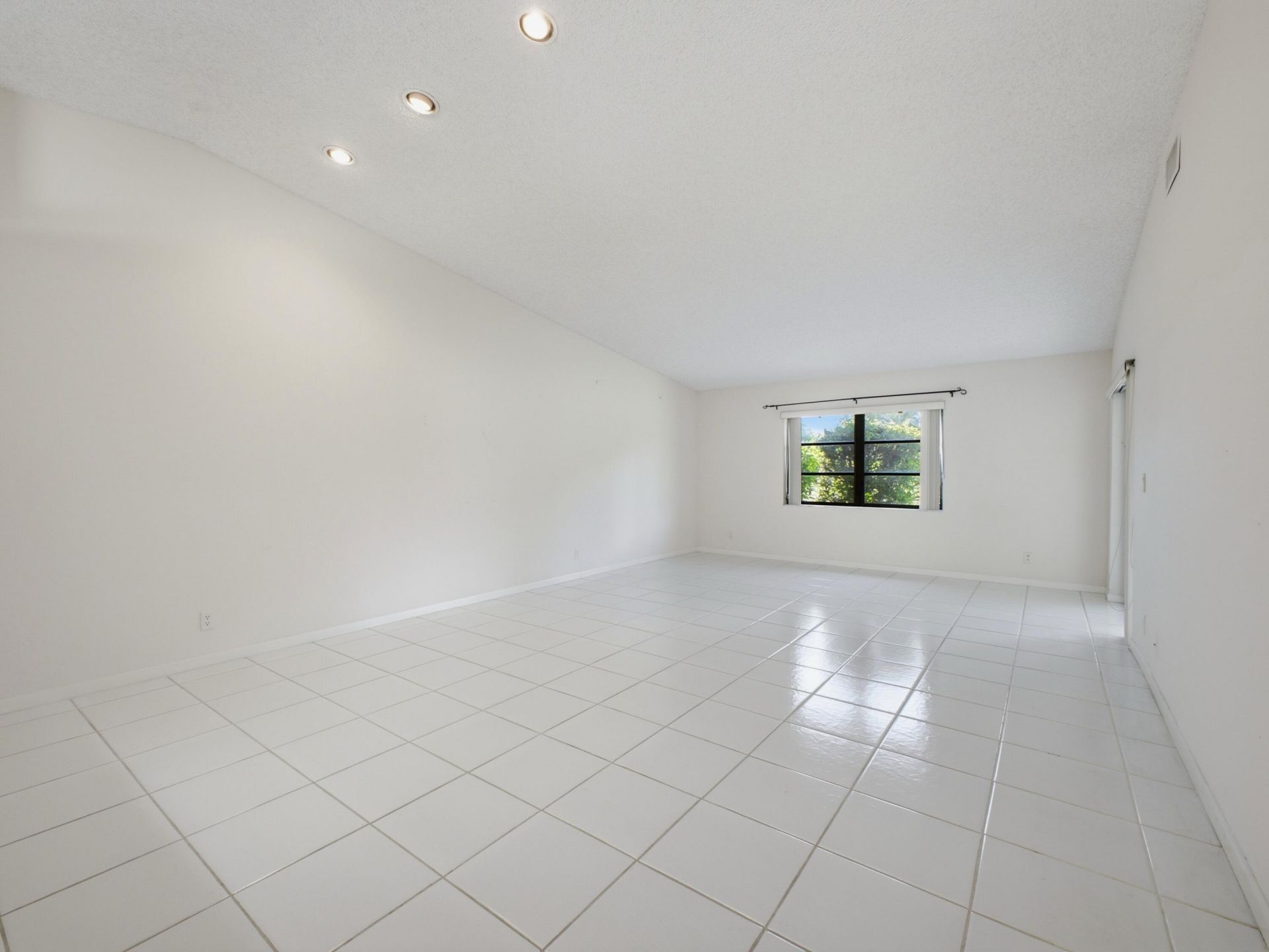6200 Kings Gate Circle, Delray Beach, FL 33484 Photo