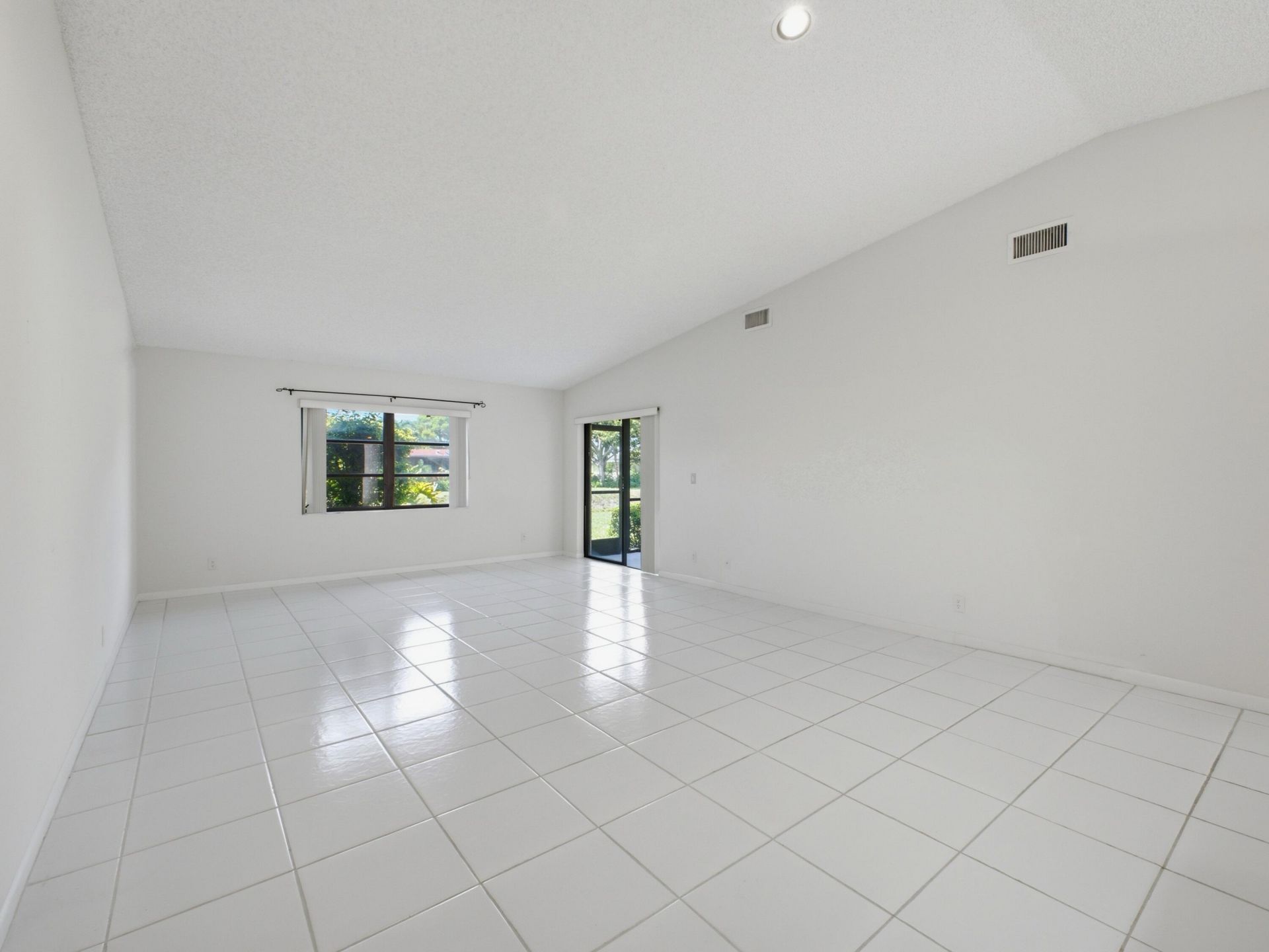 6200 Kings Gate Circle, Delray Beach, FL 33484 Photo