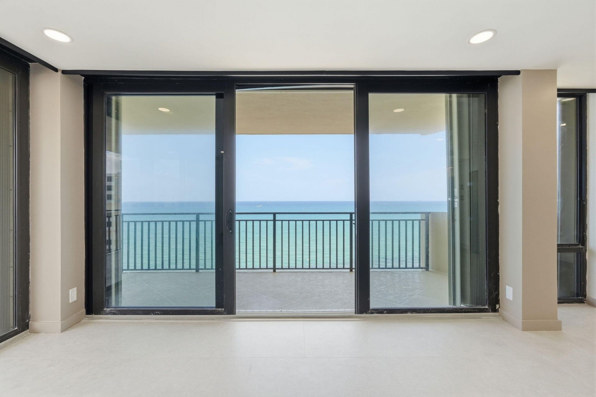 5460 N Ocean Drive, Unit 6a, Riviera Beach, FL 33404 Photo