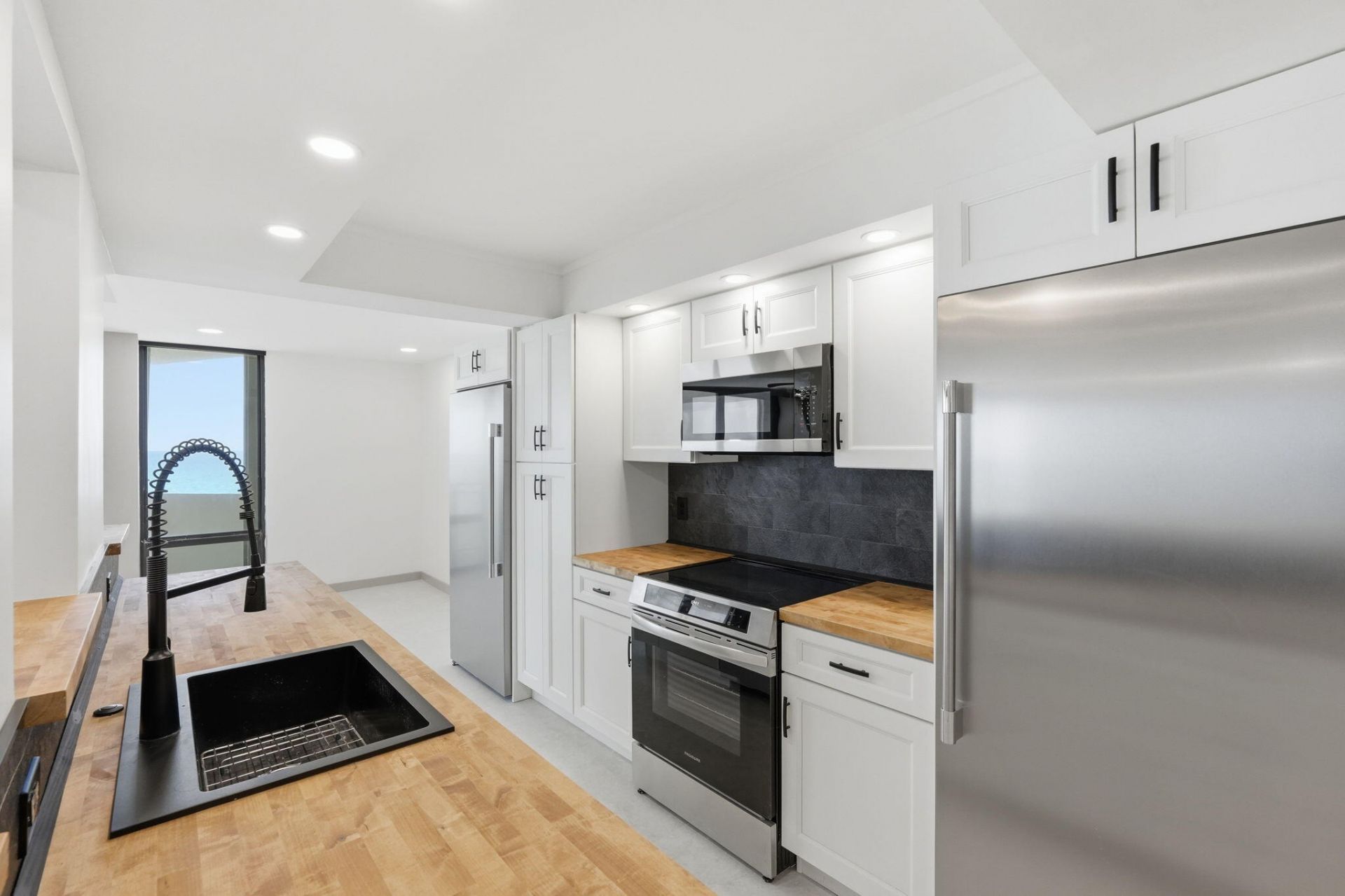 5460 N Ocean Drive, Unit 6a, Riviera Beach, FL 33404 Photo