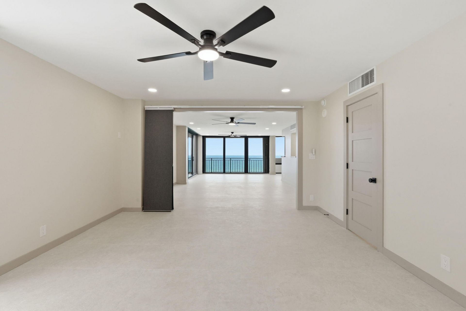 5460 N Ocean Drive, Unit 6a, Riviera Beach, FL 33404 Photo
