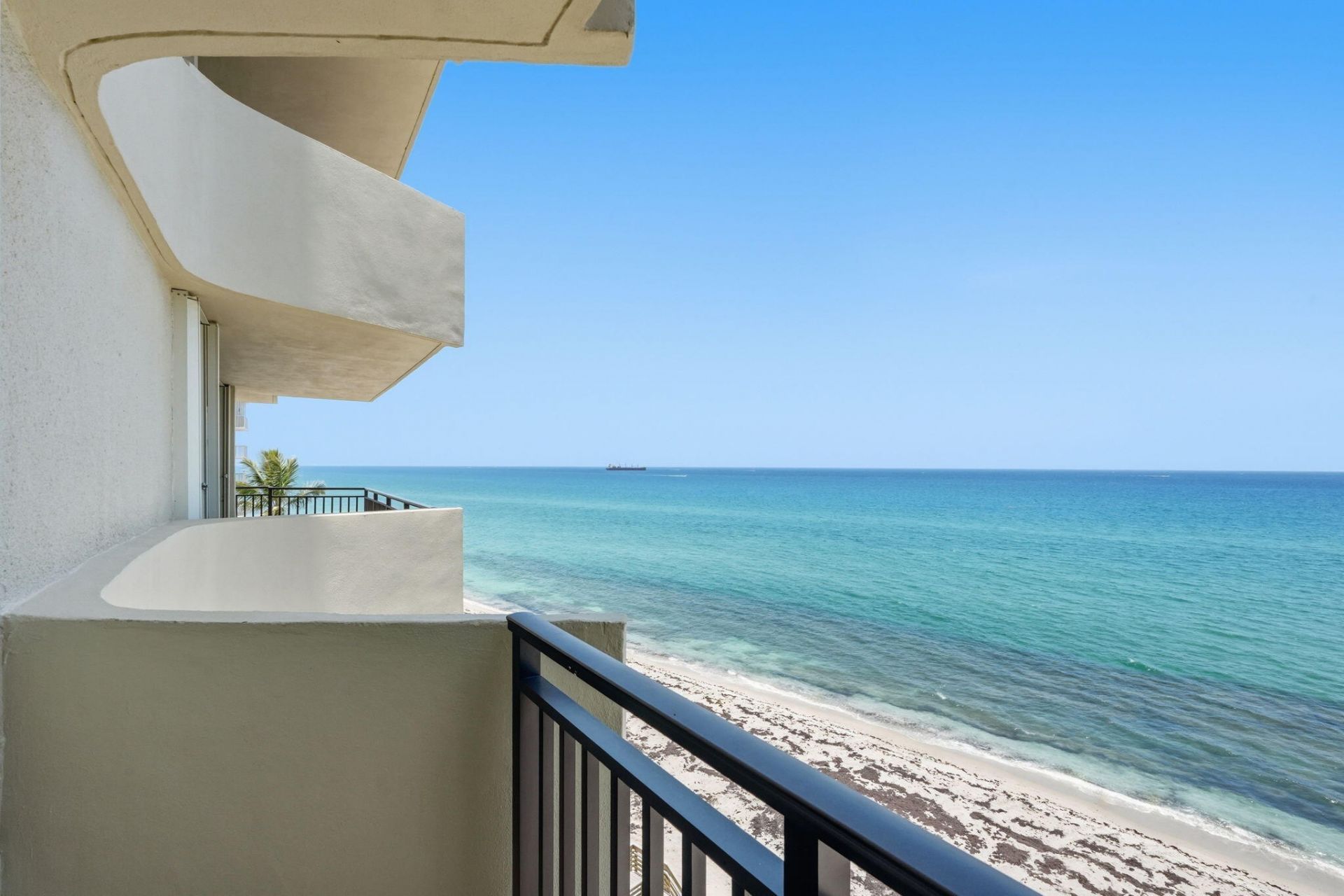 5460 N Ocean Drive, Unit 6a, Riviera Beach, FL 33404 Photo