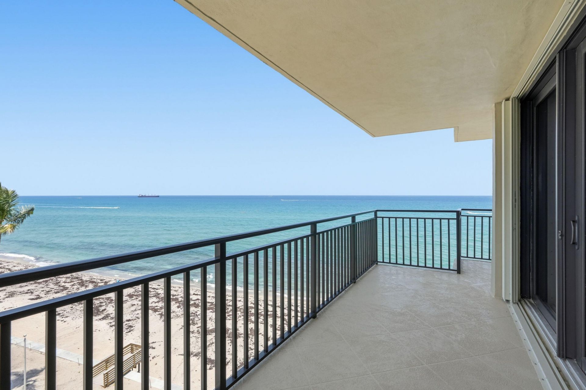 5460 N Ocean Drive, Unit 6a, Riviera Beach, FL 33404 Photo