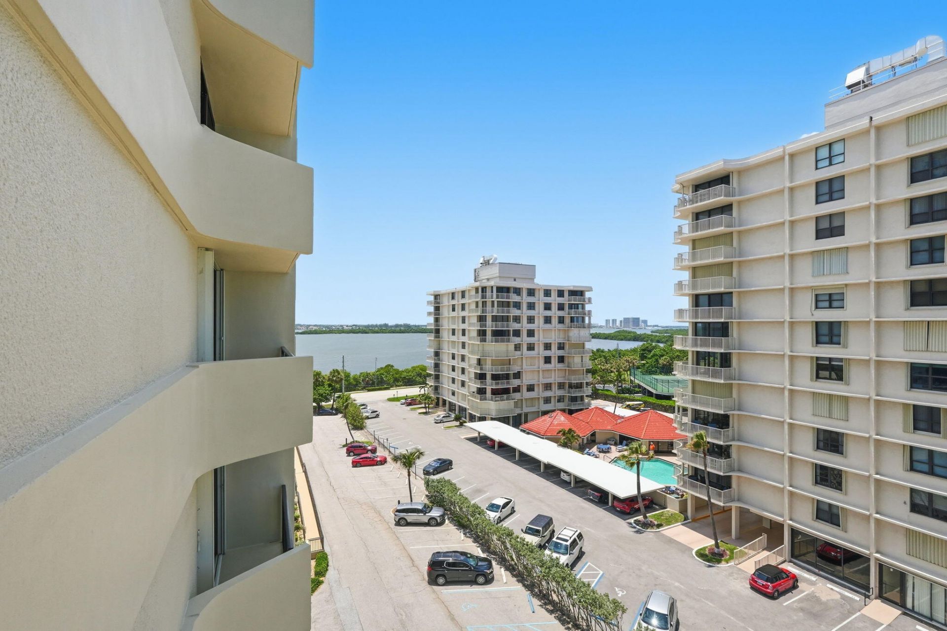 5460 N Ocean Drive, Unit 6a, Riviera Beach, FL 33404 Photo