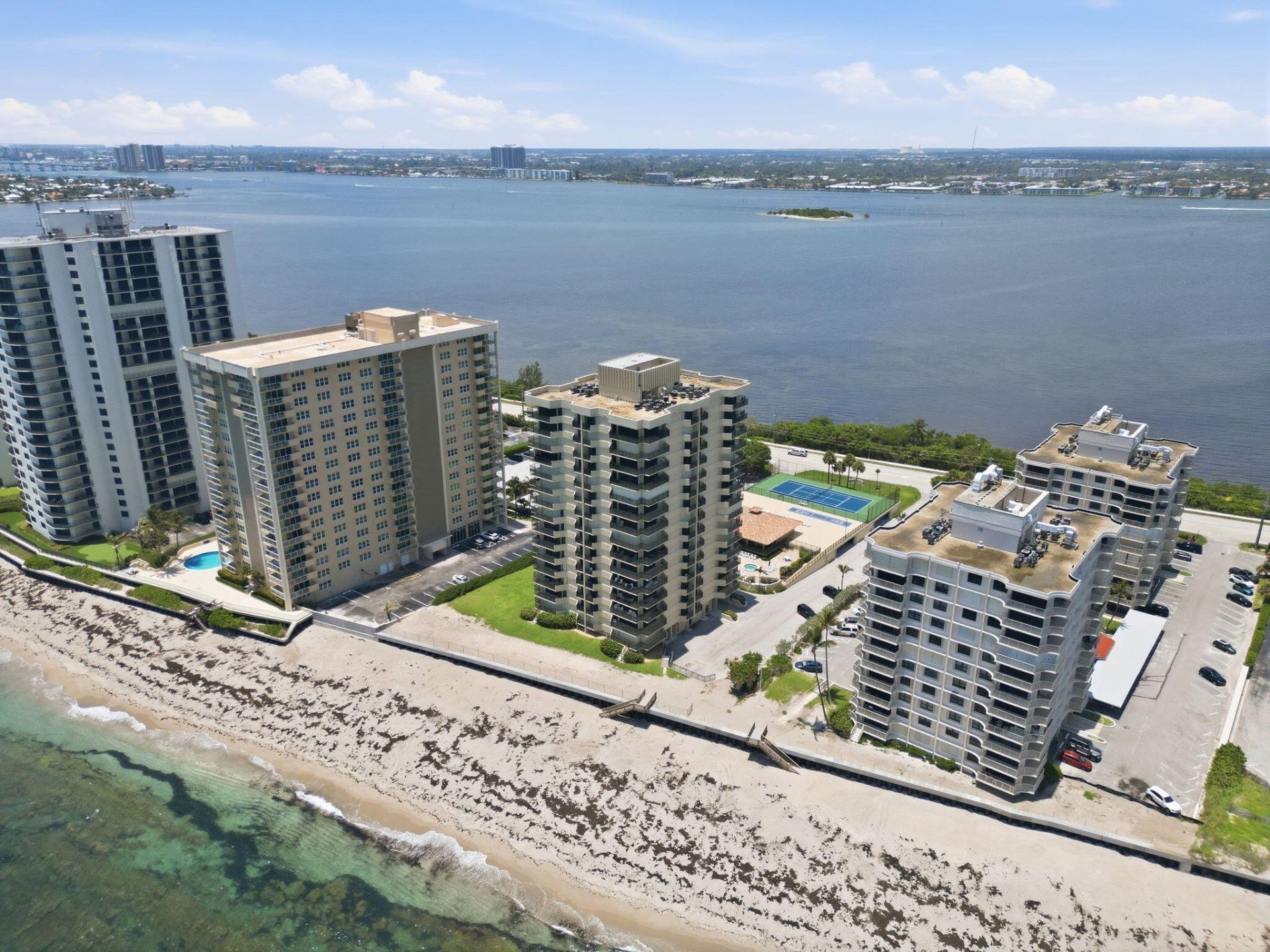 5460 N Ocean Drive, Unit 6a, Riviera Beach, FL 33404 Photo