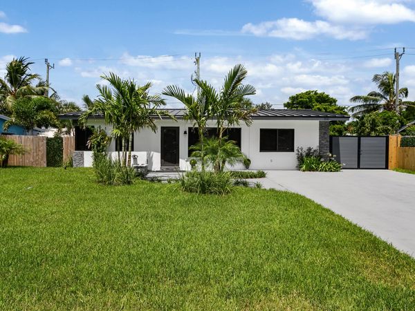 3141 NE 14th Avenue, Pompano Beach, FL 33064