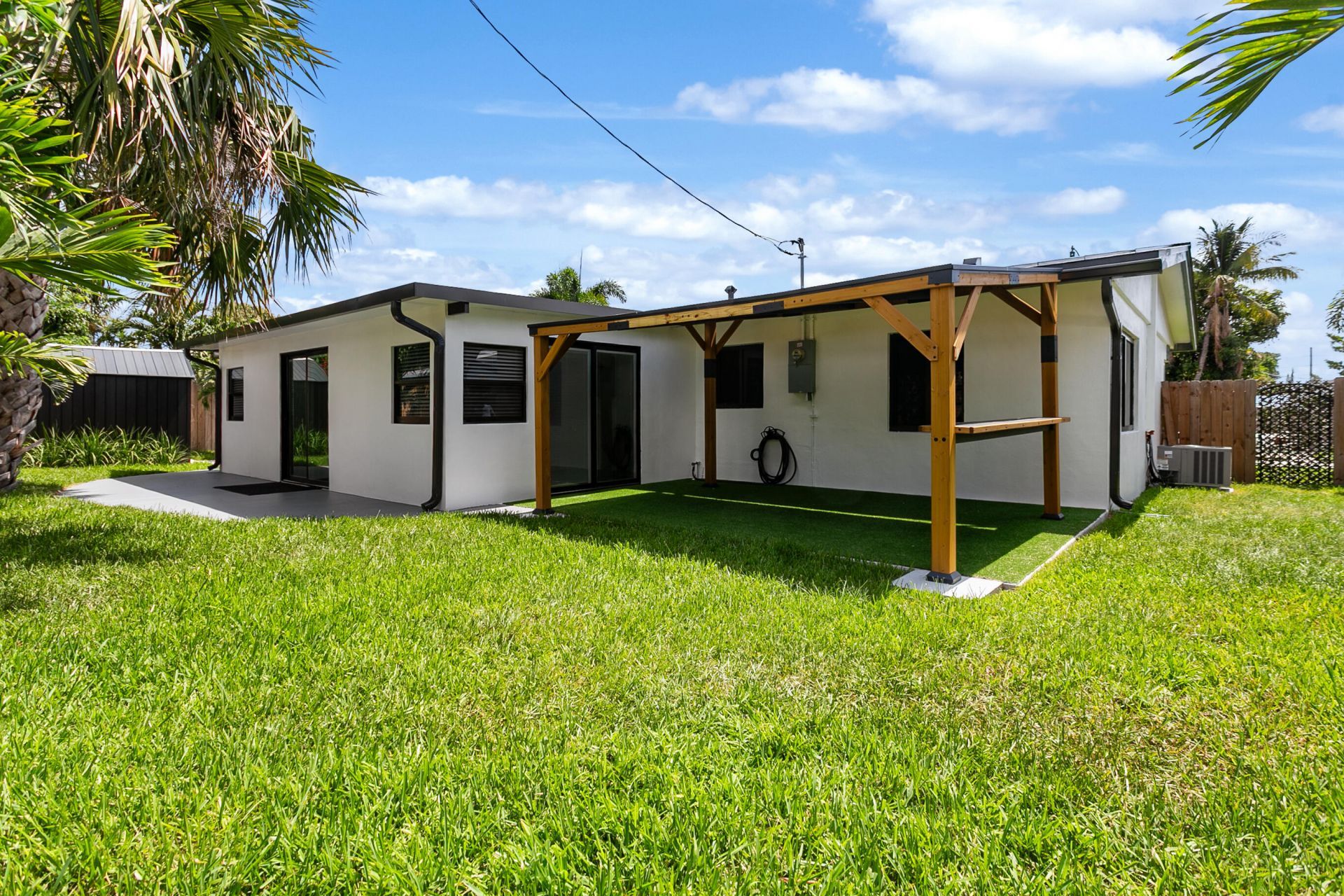 3141 NE 14th Avenue, Pompano Beach, FL 33064 Photo