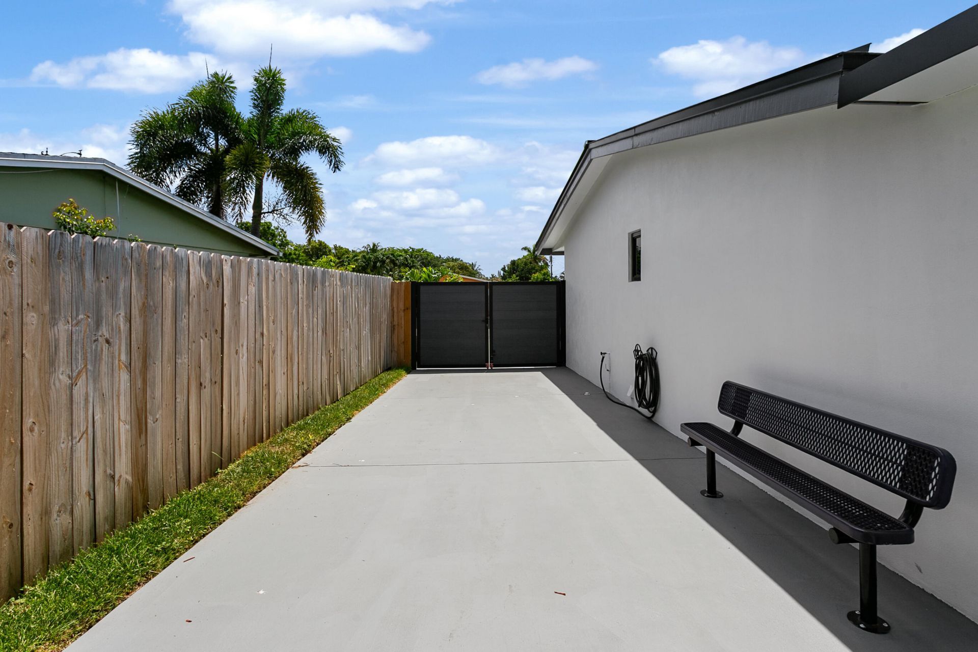3141 NE 14th Avenue, Pompano Beach, FL 33064 Photo