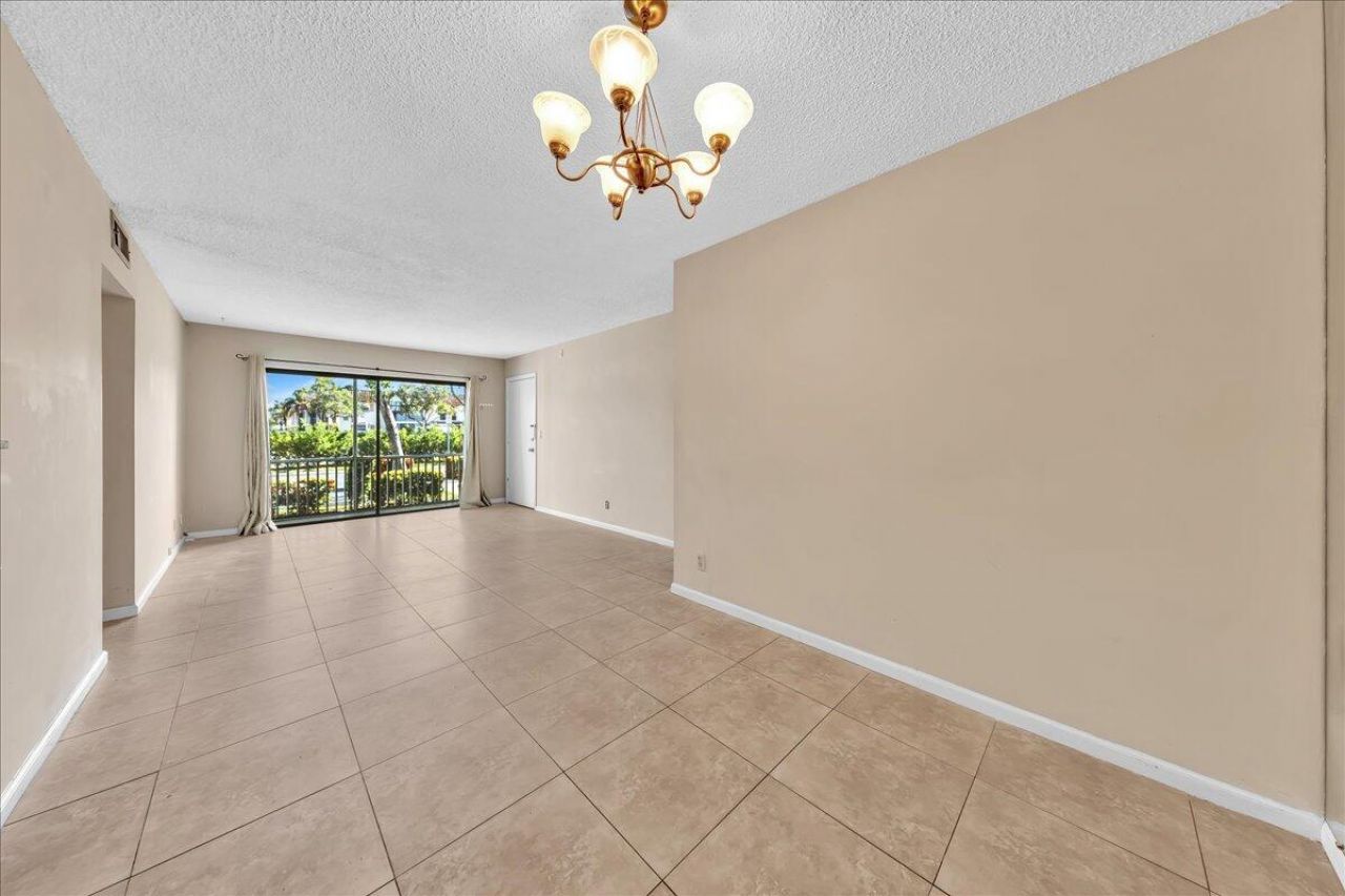 180 Cypress Club Drive, Unit 816, Pompano Beach, FL 33060 Photo