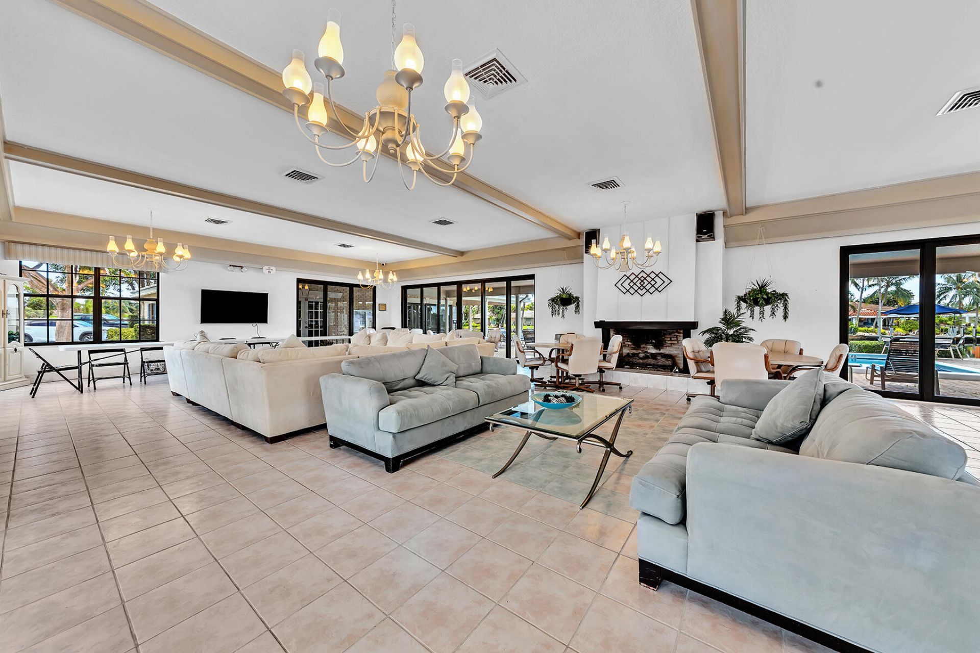 180 Cypress Club Drive, Unit 816, Pompano Beach, FL 33060 Photo