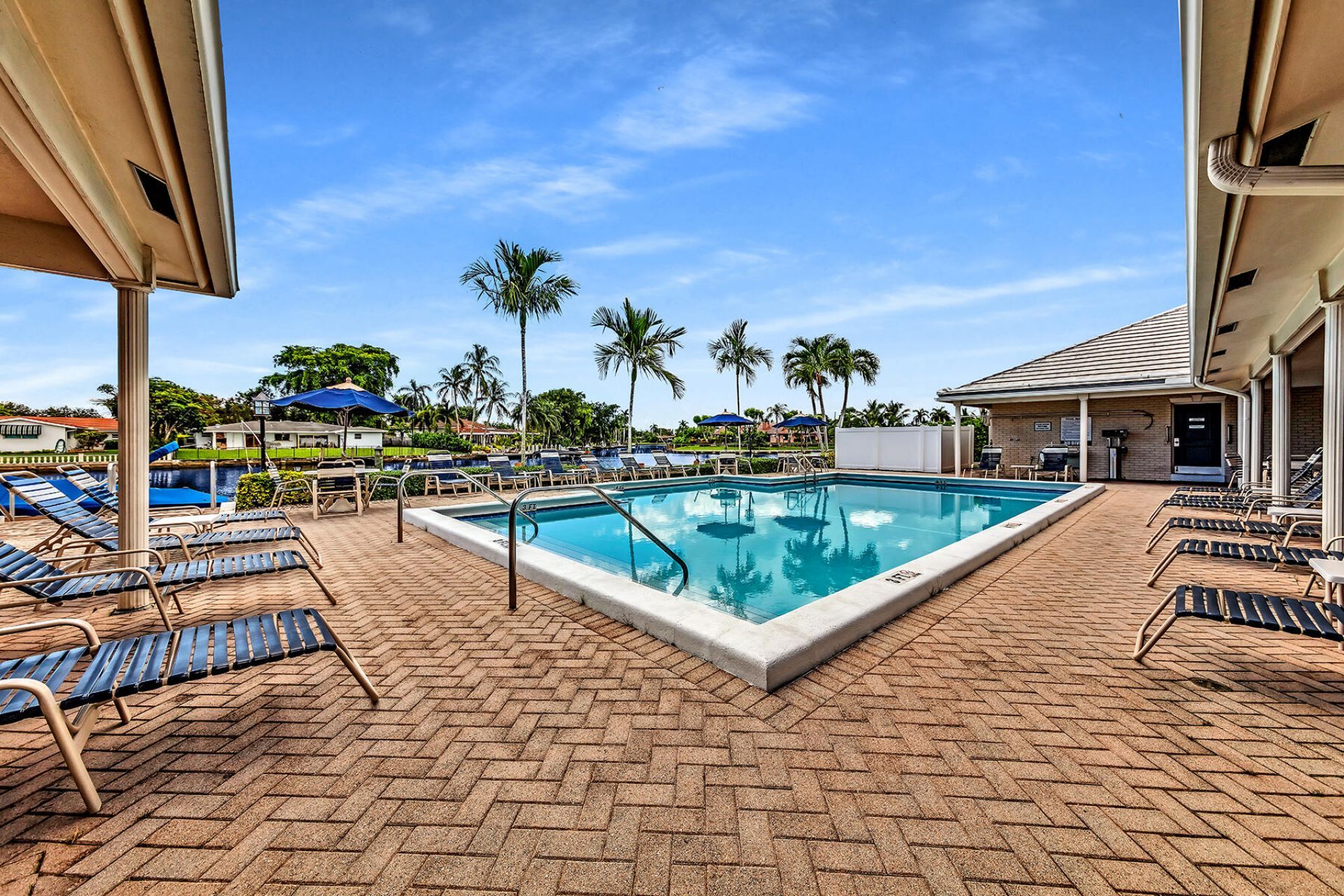 180 Cypress Club Drive, Unit 816, Pompano Beach, FL 33060 Photo