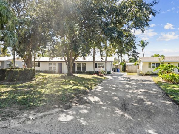 2446 SW Hideaway Lane, Stuart, FL 34994
