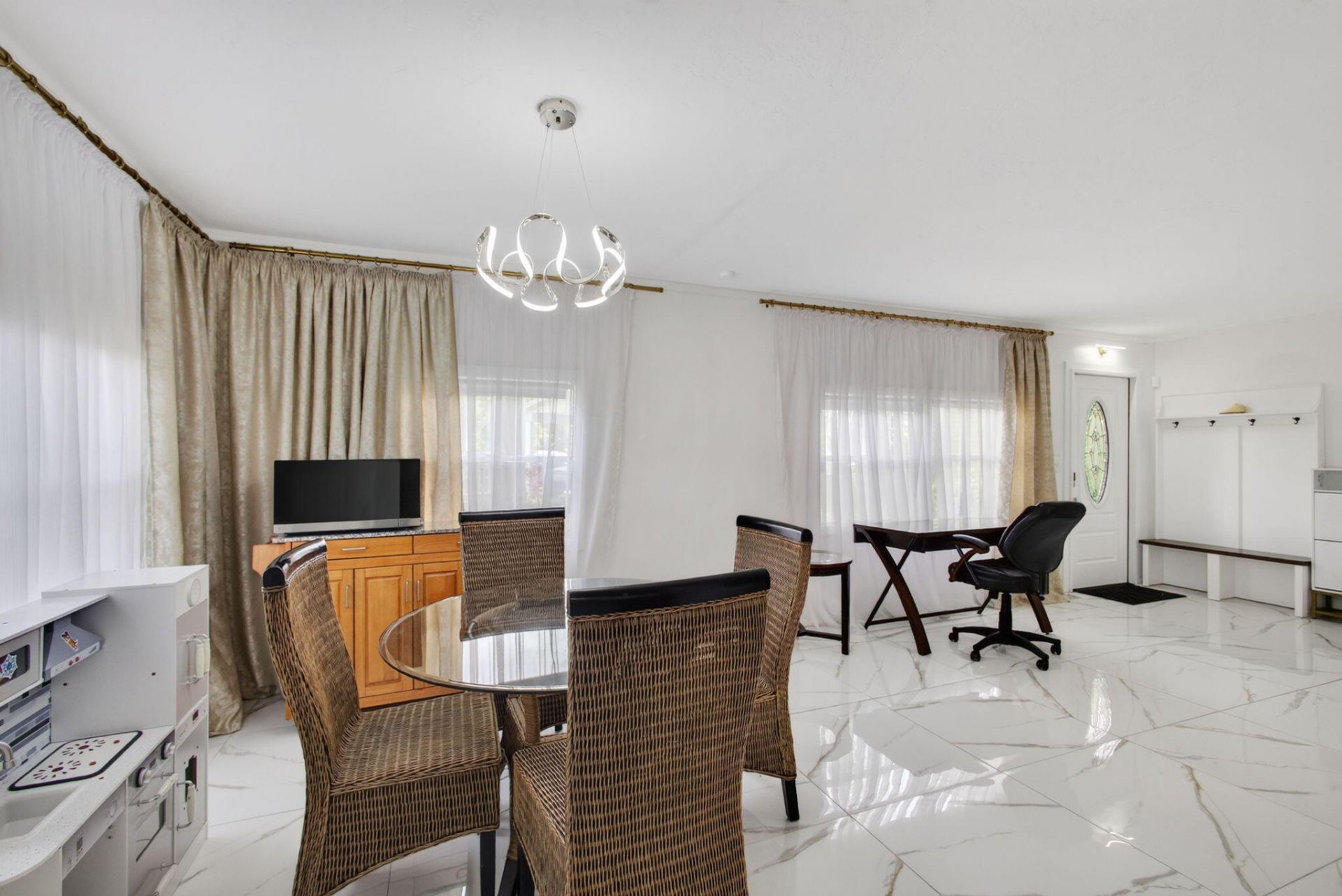 170 Maple Avenue W, Palm Beach Gardens, FL 33410 Photo