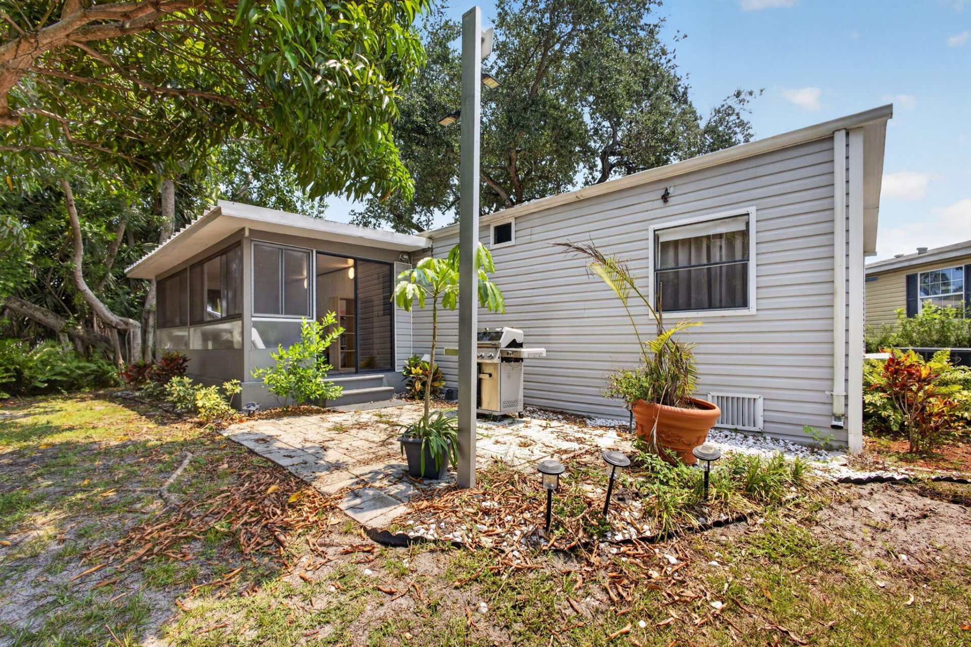 170 Maple Avenue W, Palm Beach Gardens, FL 33410 Photo