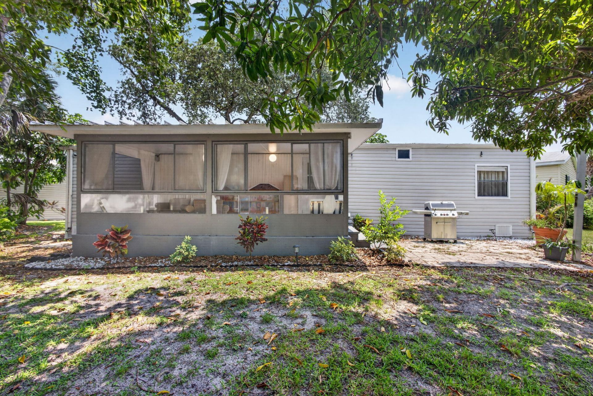 170 Maple Avenue W, Palm Beach Gardens, FL 33410 Photo