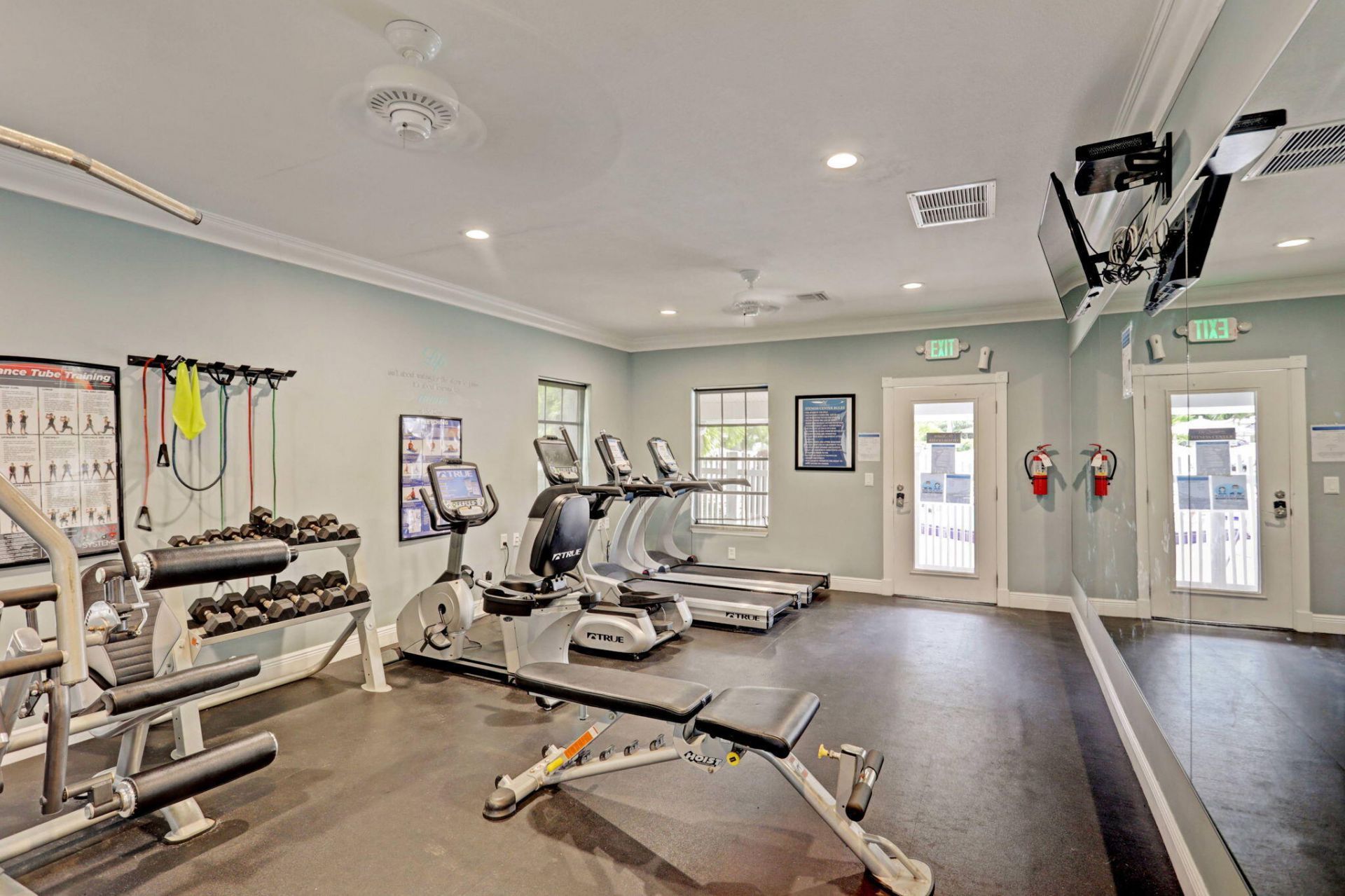 170 Maple Avenue W, Palm Beach Gardens, FL 33410 Photo