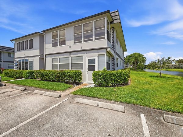 383 Saxony Trail, Delray Beach, FL 33446