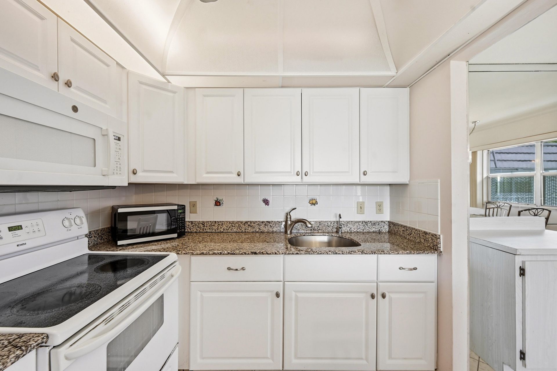 383 Saxony Lane, Unit H, Delray Beach, FL 33446 Photo