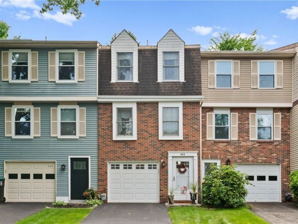 545 Winesap Ct , Bridgeville, PA 15017