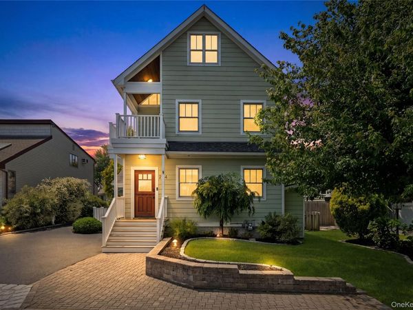 2544 Riverside Avenue, Seaford, NY 11783
