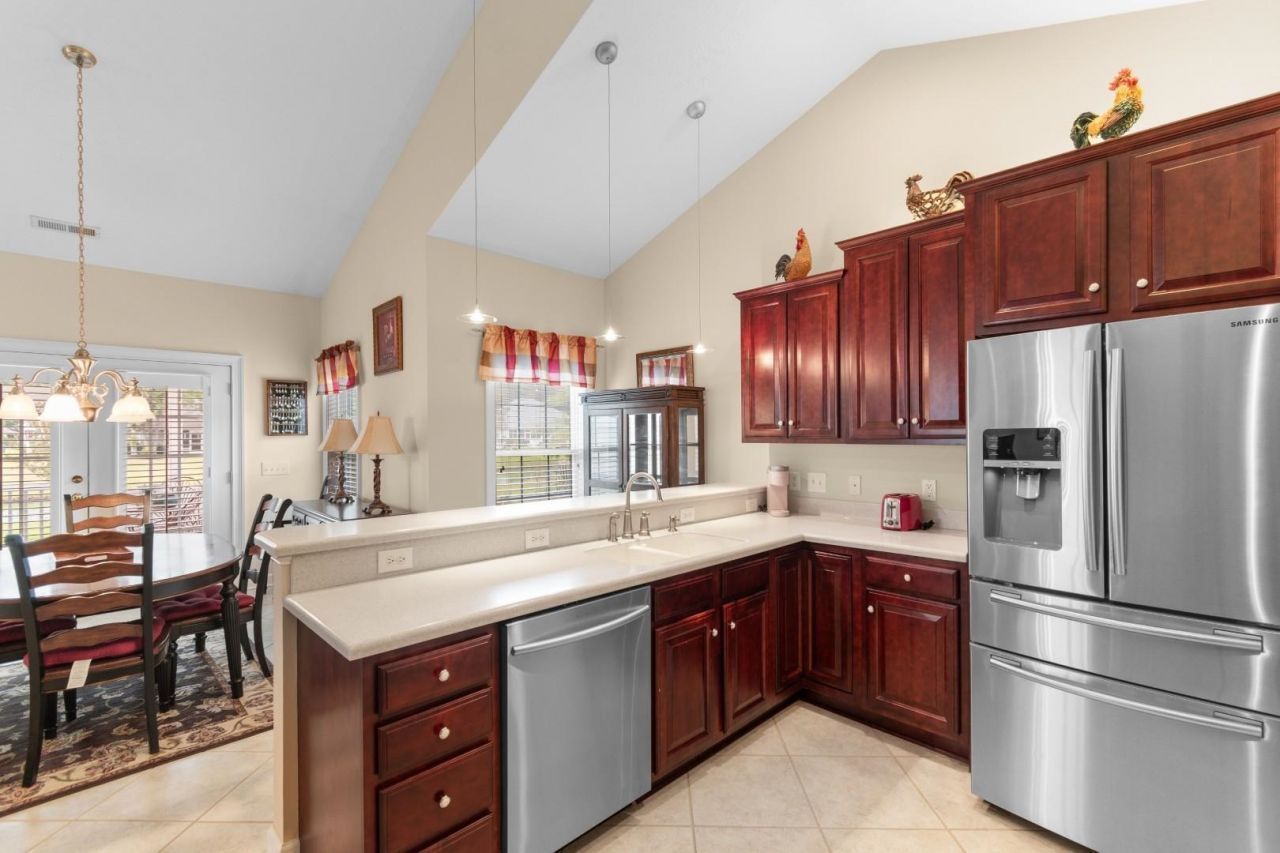 123 Ashworth Dr.  Photo 6
