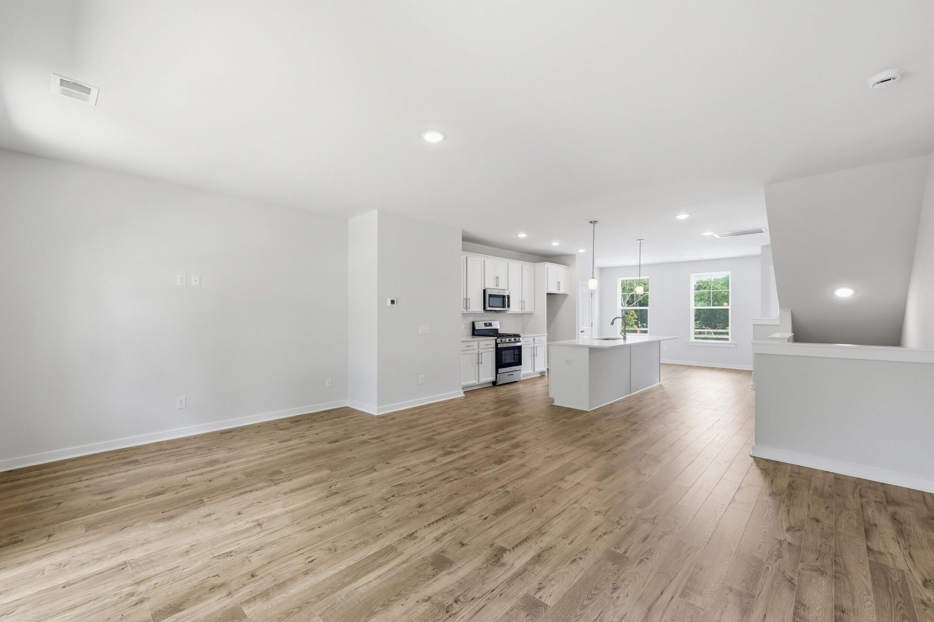 128 Fernbank Road Court Photo 12