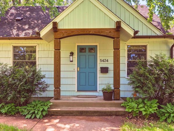 5434 Vincent Avenue S, Minneapolis, MN 55410