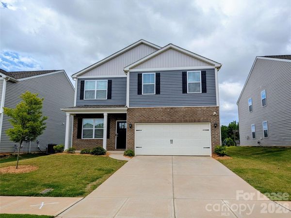 121 Sycamore Springs Drive , Statesville, NC 28677