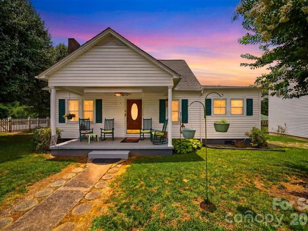 408 Garrou Avenue SE, Valdese, NC 28690