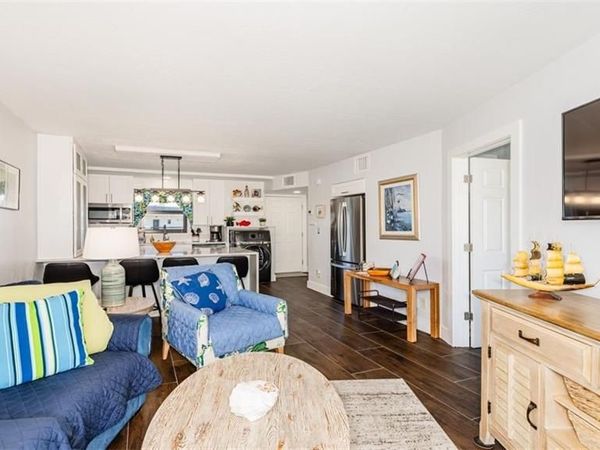 1023 Anglers CV , Unit E505, MARCO ISLAND, FL 34145
