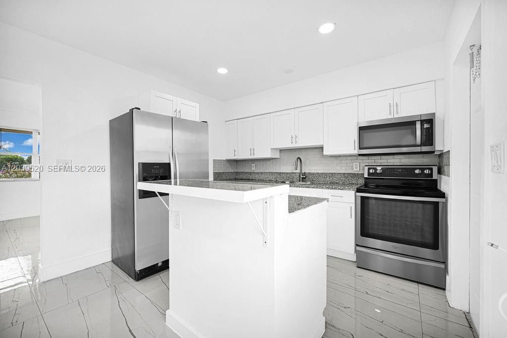 Please Call For Address, Miami, FL 33161 Photo