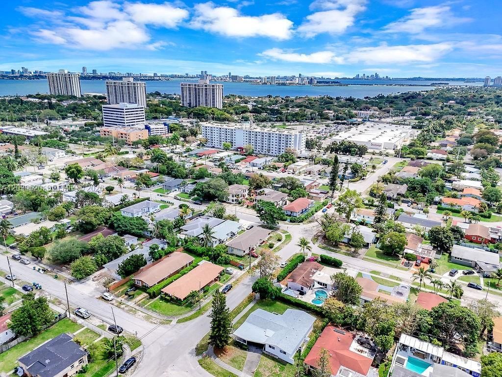Please Call For Address, Miami, FL 33161 Photo