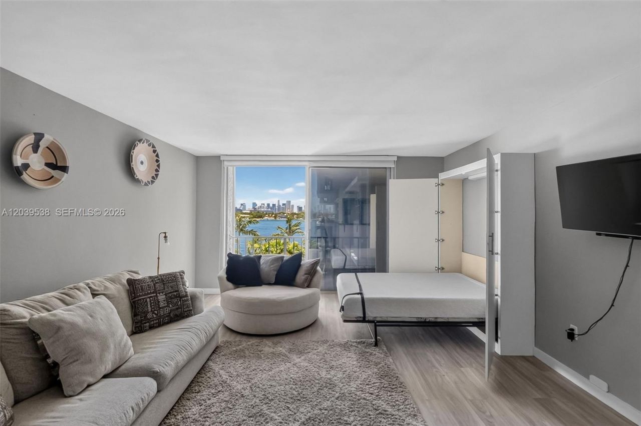800 West Ave, Unit 533, Miami Beach, FL 33139 Photo
