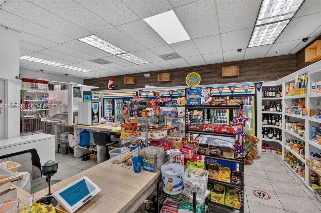 800 West Ave, Unit 533, Miami Beach, FL 33139 Photo