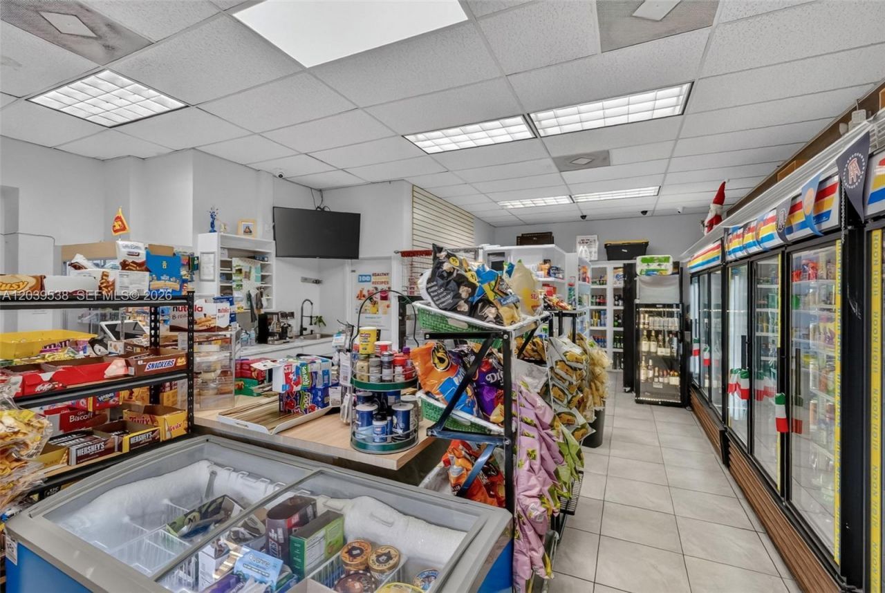 800 West Ave, Unit 533, Miami Beach, FL 33139 Photo