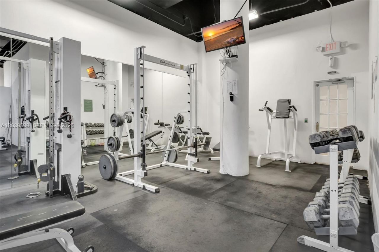 800 West Ave, Unit 533, Miami Beach, FL 33139 Photo