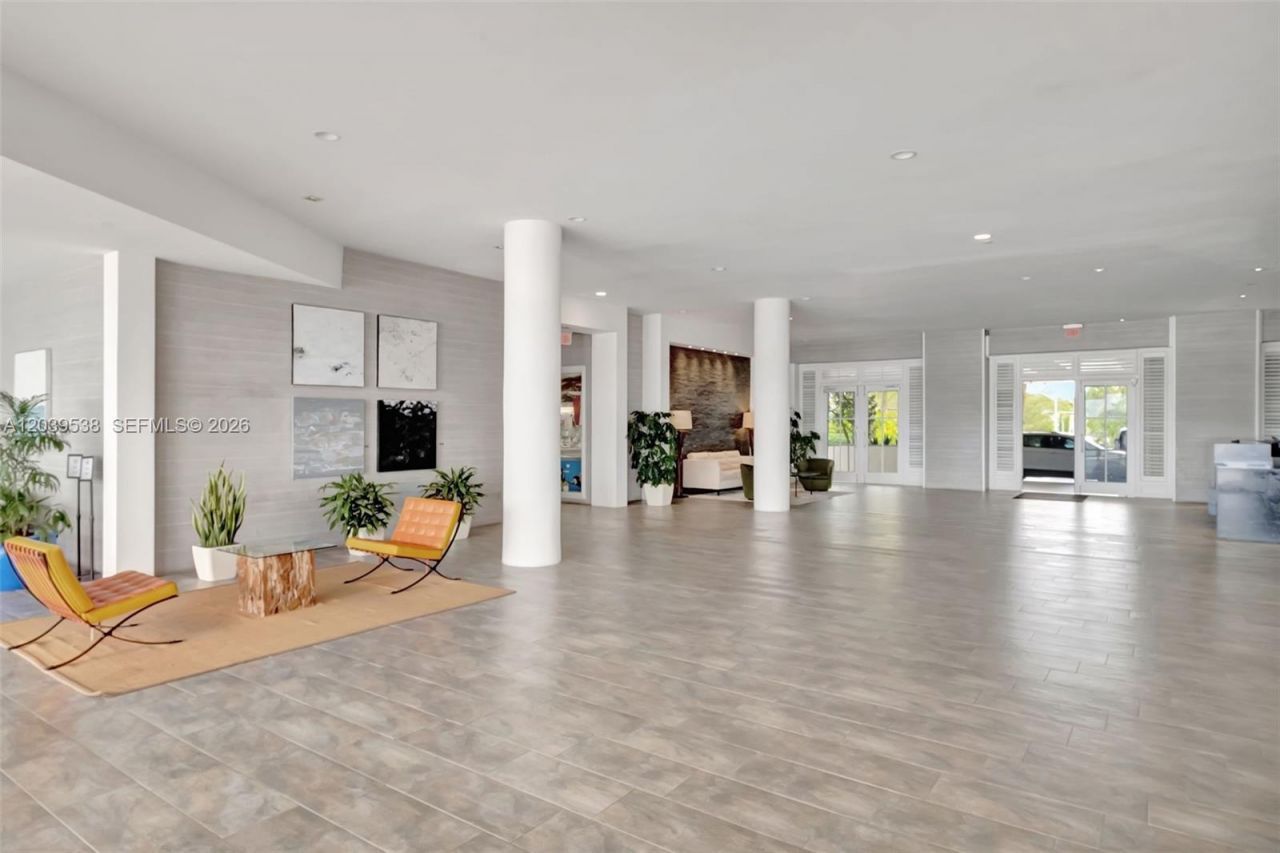 800 West Ave, Unit 533, Miami Beach, FL 33139 Photo