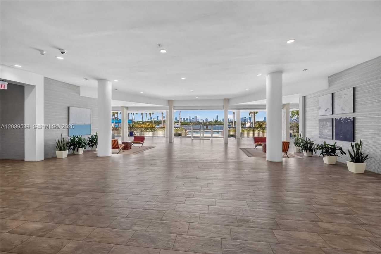 800 West Ave, Unit 533, Miami Beach, FL 33139 Photo