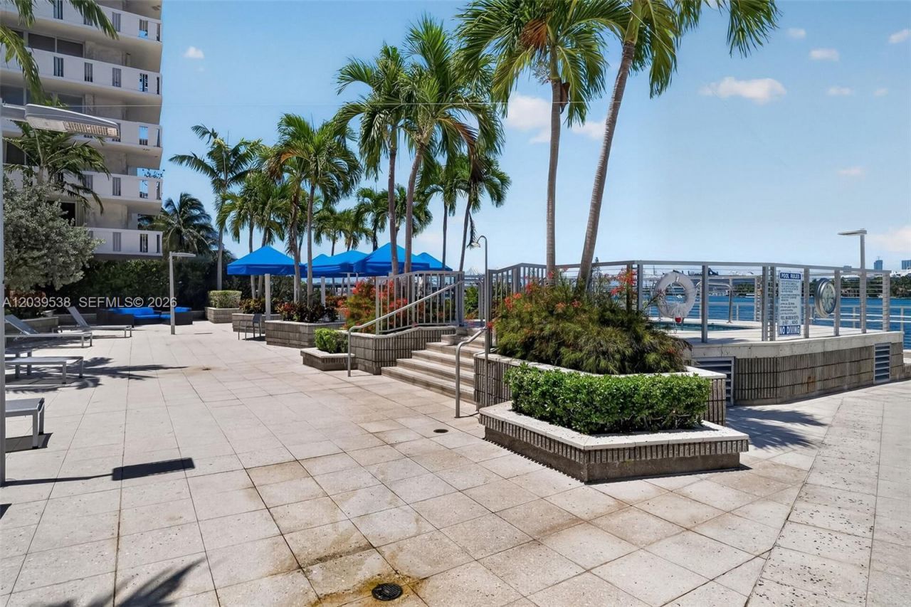 800 West Ave, Unit 533, Miami Beach, FL 33139 Photo