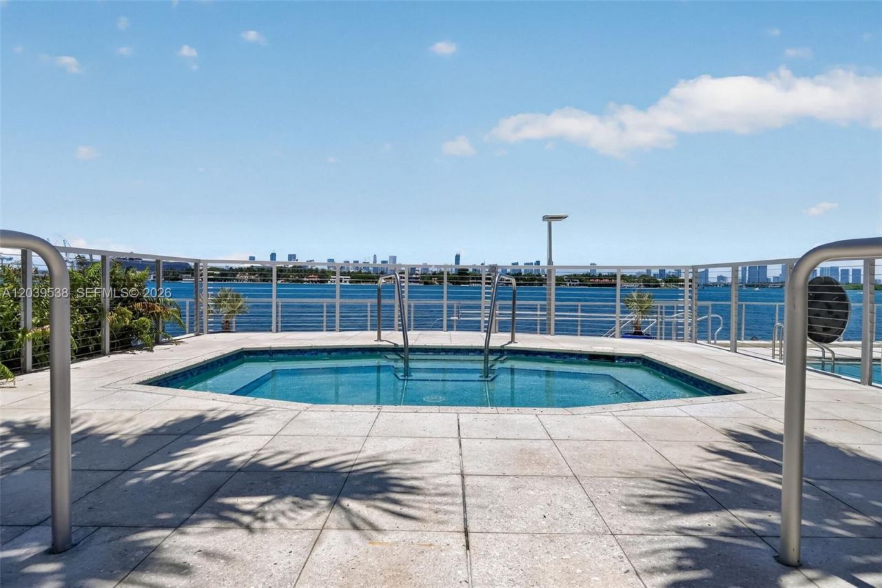 800 West Ave, Unit 533, Miami Beach, FL 33139 Photo