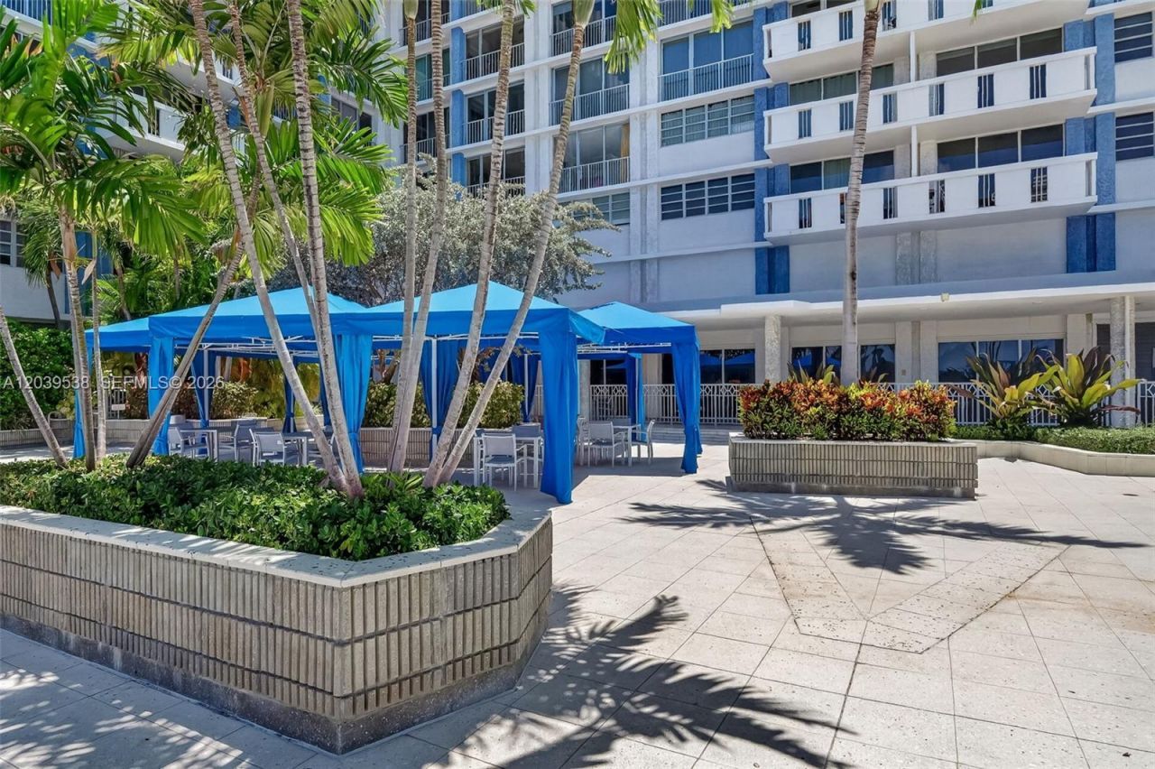 800 West Ave, Unit 533, Miami Beach, FL 33139 Photo