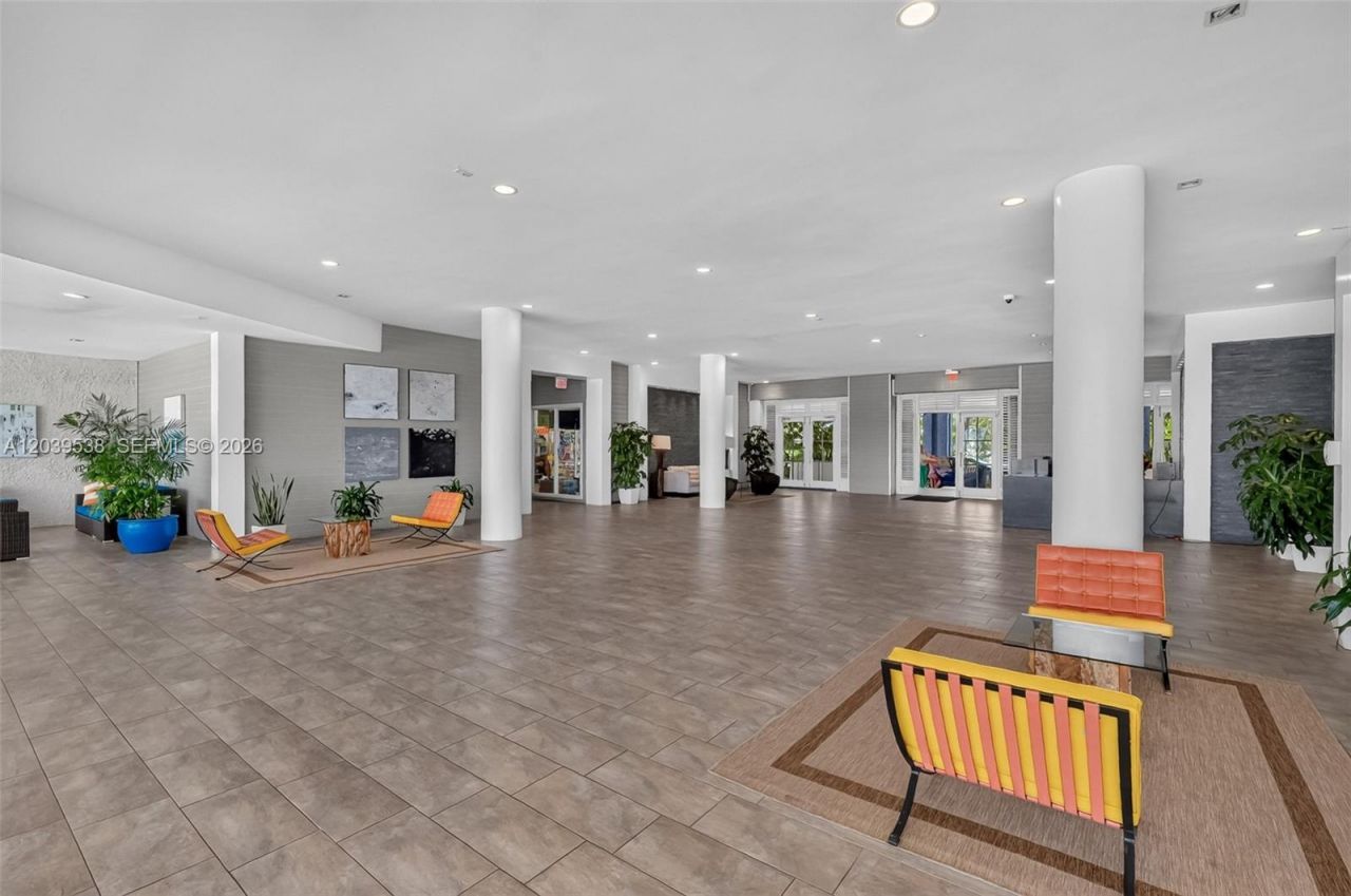 800 West Ave, Unit 533, Miami Beach, FL 33139 Photo