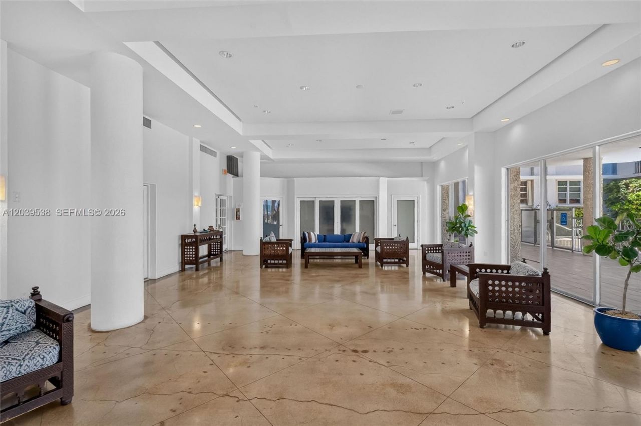 800 West Ave, Unit 533, Miami Beach, FL 33139 Photo