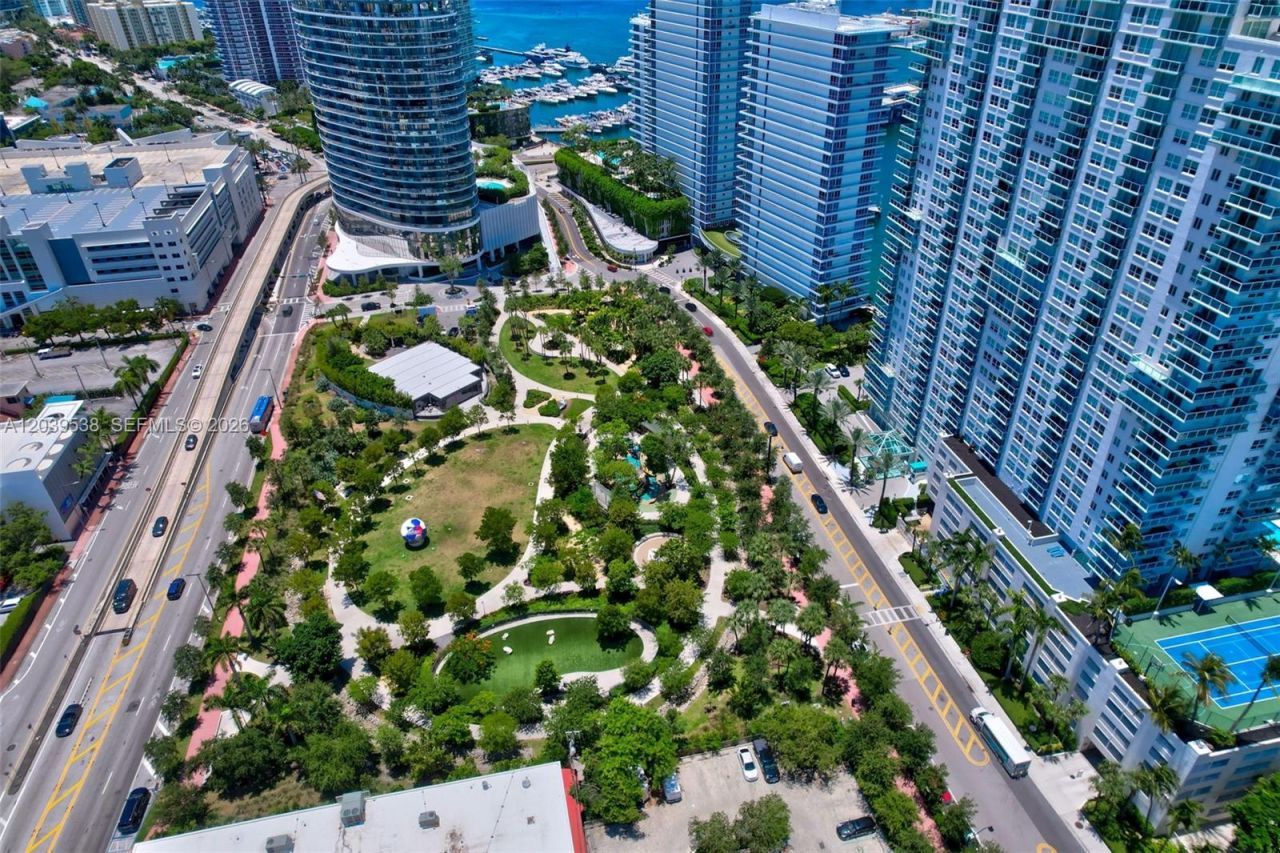800 West Ave, Unit 533, Miami Beach, FL 33139 Photo