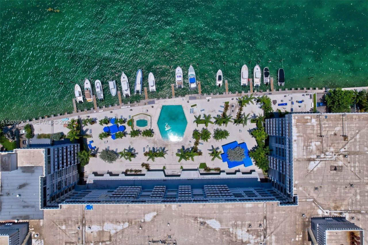 800 West Ave, Unit 533, Miami Beach, FL 33139 Photo