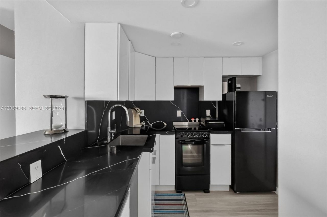 800 West Ave, Unit 533, Miami Beach, FL 33139 Photo